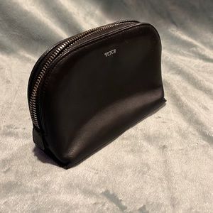Tumi cosmetic bag